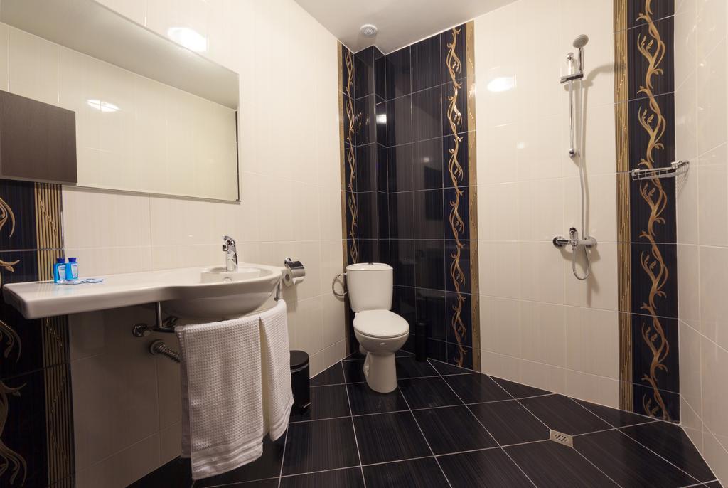 Sky Hotel Veliko Tarnovo Exterior photo
