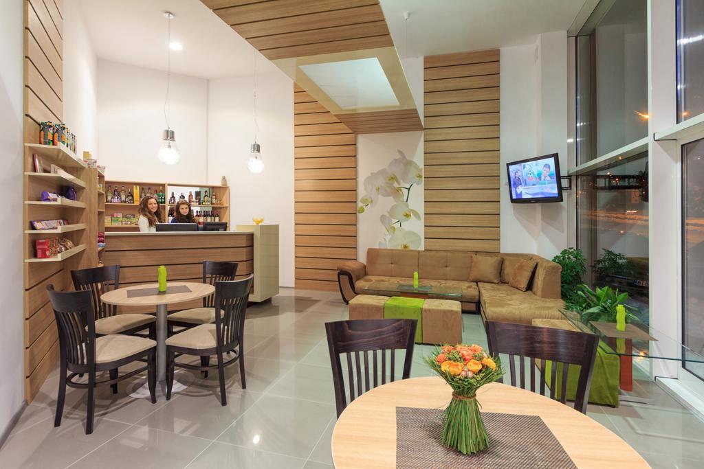 Sky Hotel Veliko Tarnovo Exterior photo
