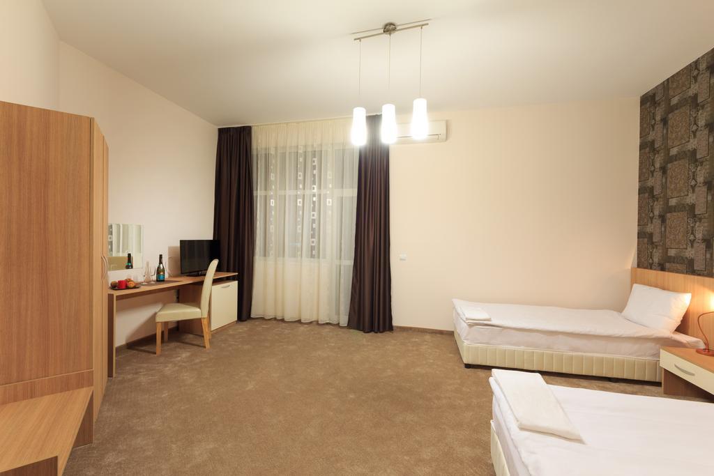 Sky Hotel Veliko Tarnovo Exterior photo