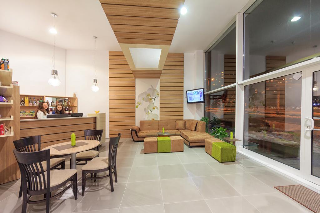 Sky Hotel Veliko Tarnovo Exterior photo