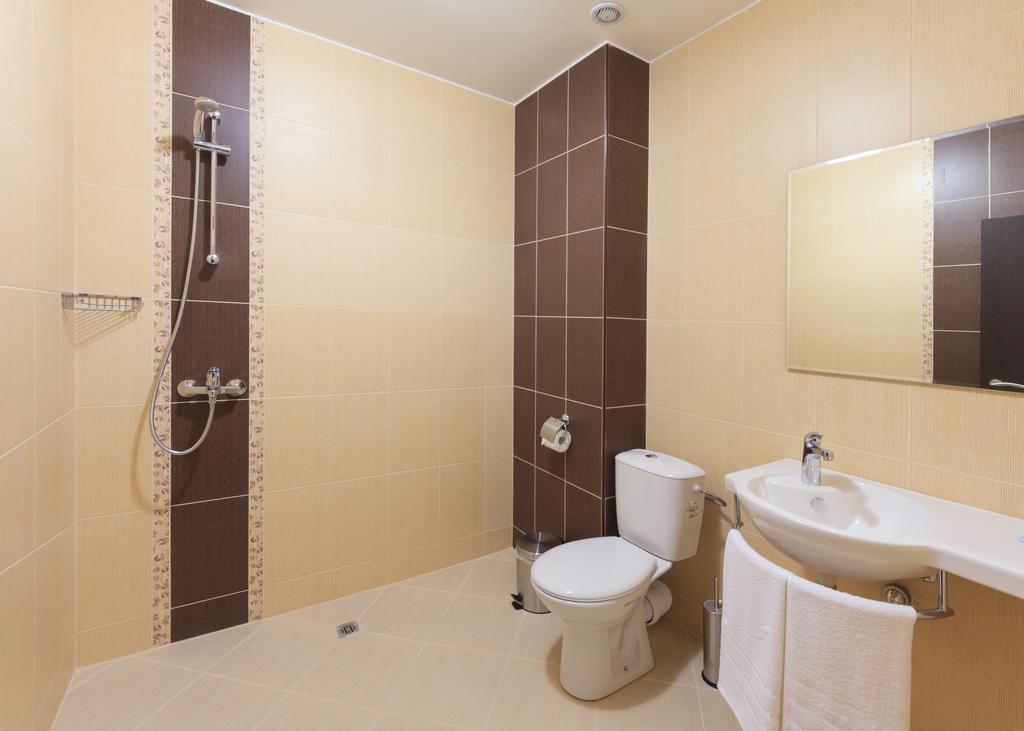 Sky Hotel Veliko Tarnovo Exterior photo
